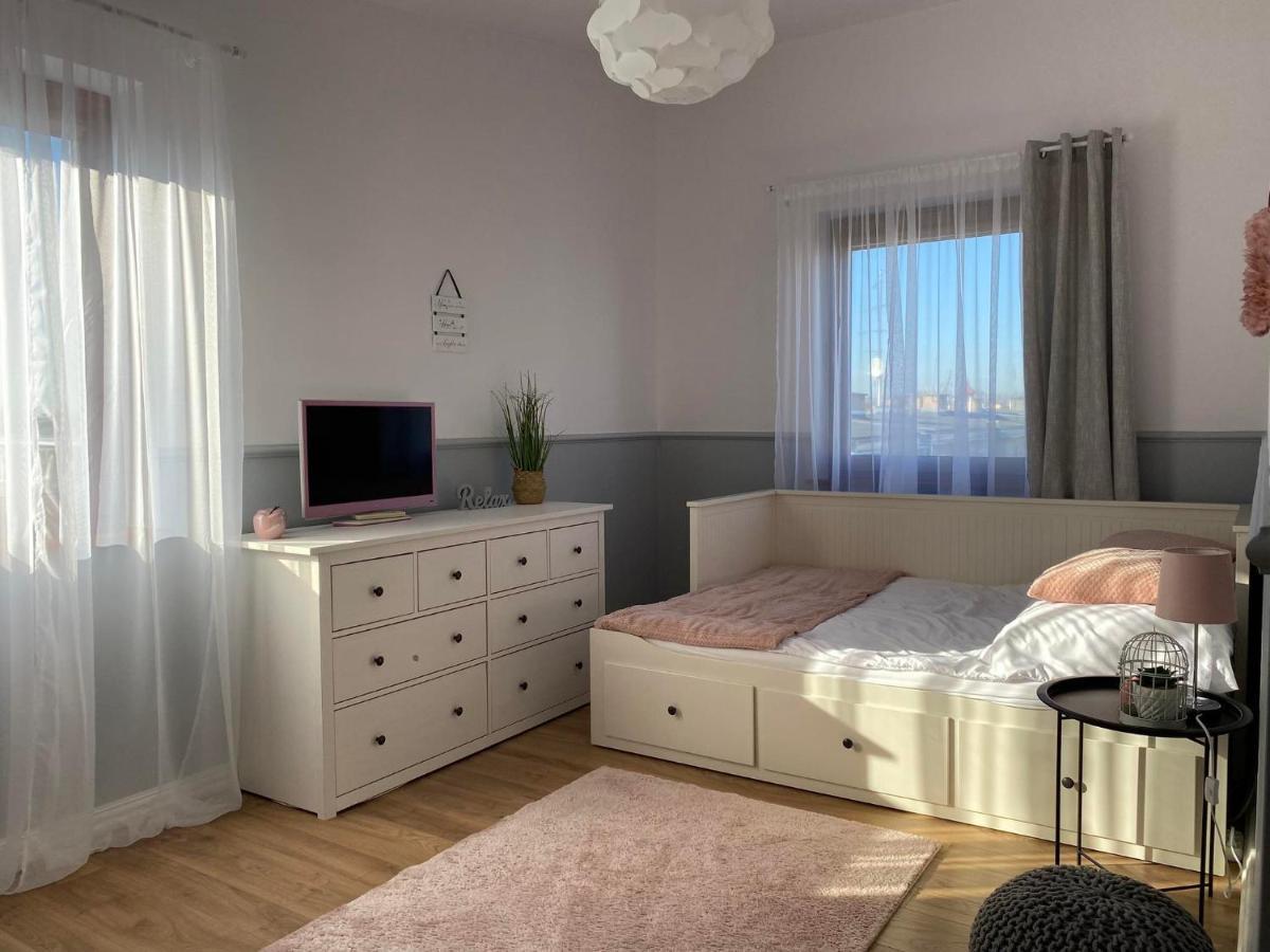Apartament Delux Pasłęk Екстериор снимка